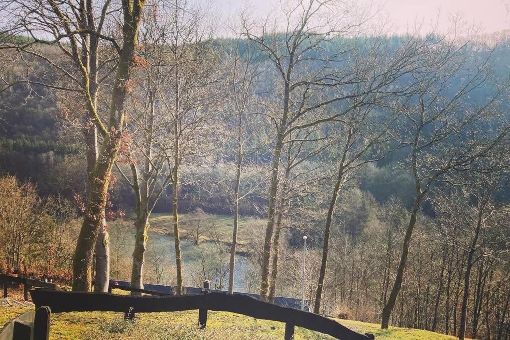 La Mejounete De Lucie Vresse-sur-Semois Bagian luar foto